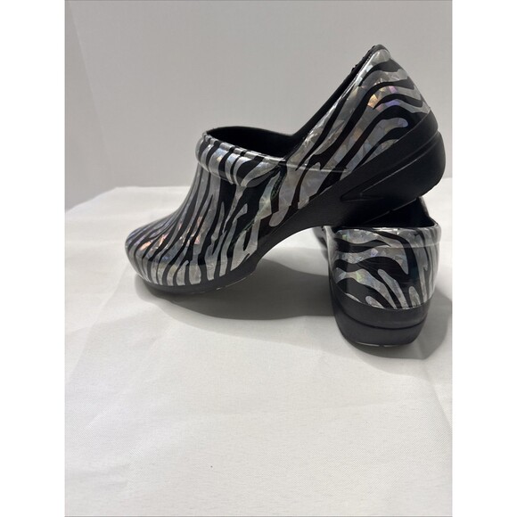 Anywhere Clogs Women’s Slip-On Slip Resistant Size 9 - Picture 6 of 9